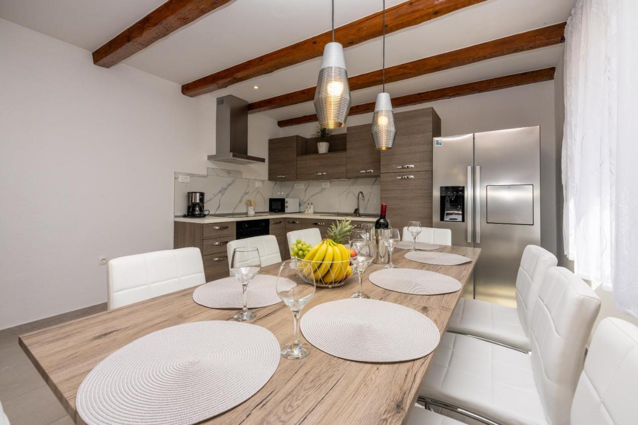 Villa Antani With Heated Pool, Sauna & Jacuzzi Crikvenica Exterior photo
