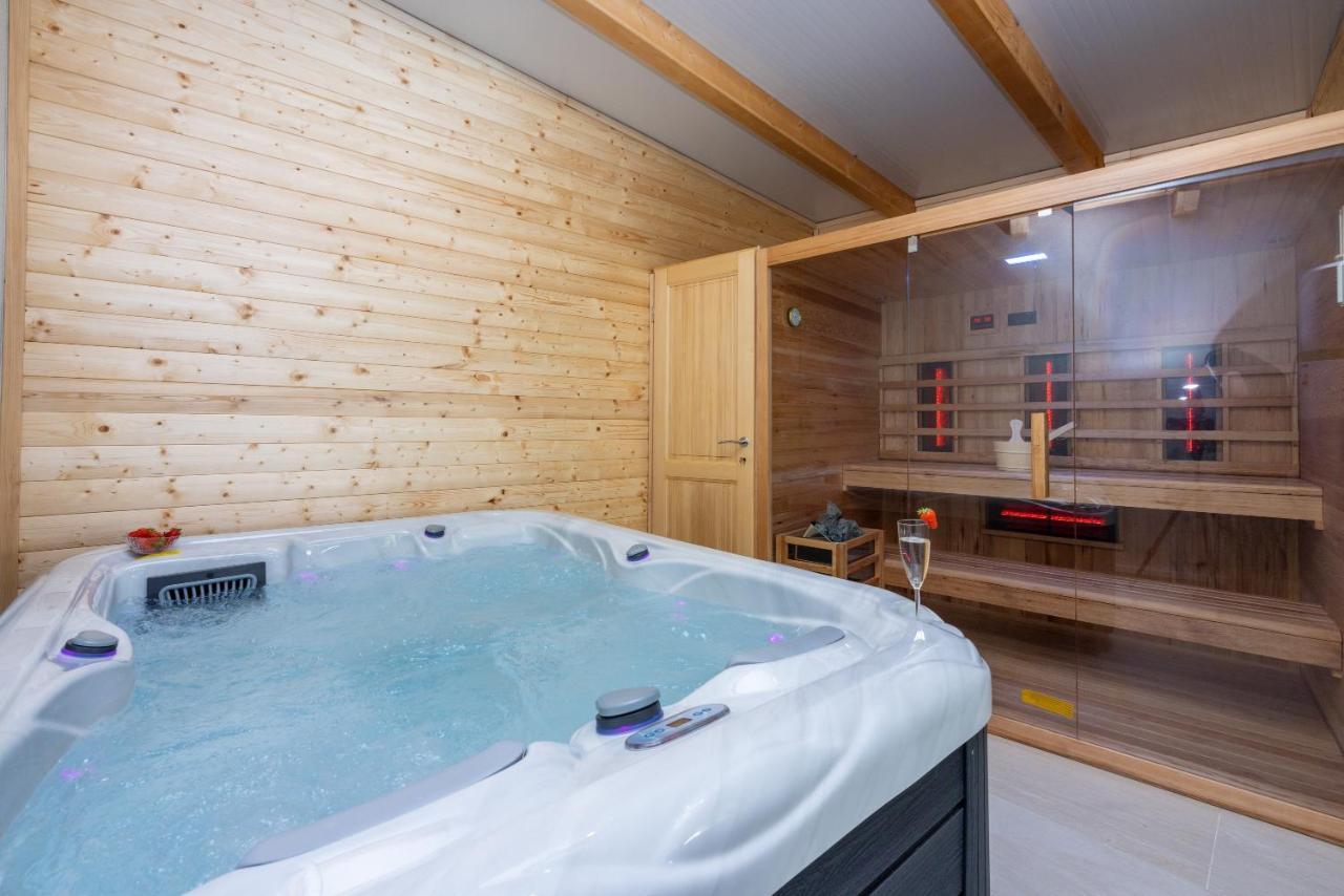 Villa Antani With Heated Pool, Sauna & Jacuzzi Crikvenica Exterior photo