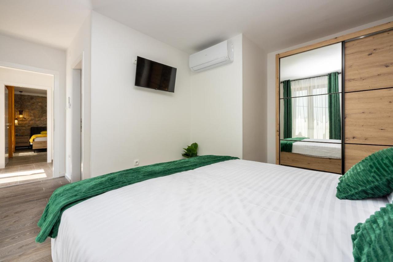 Villa Antani With Heated Pool, Sauna & Jacuzzi Crikvenica Exterior photo